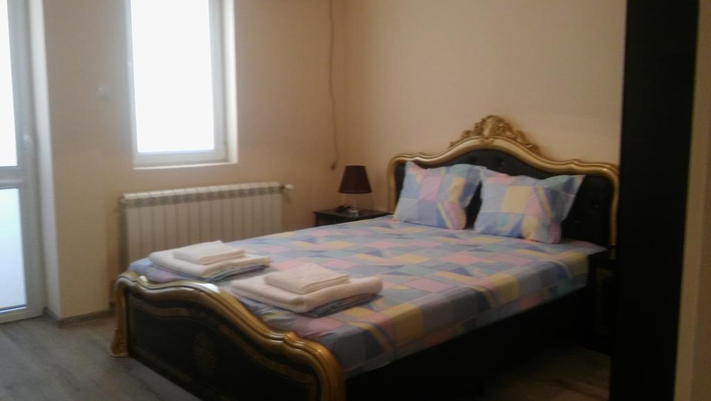 Apartment Izabel Jambol Kültér fotó